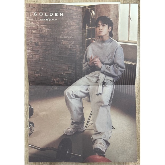BTS Jungkook Golden (Solid ver.) - Picture 2 of 2
